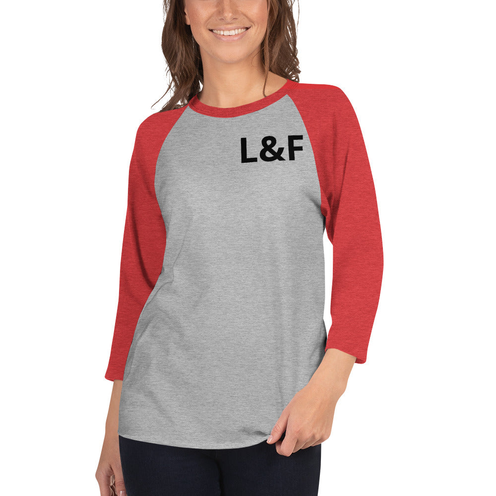 3/4 sleeve raglan shirt